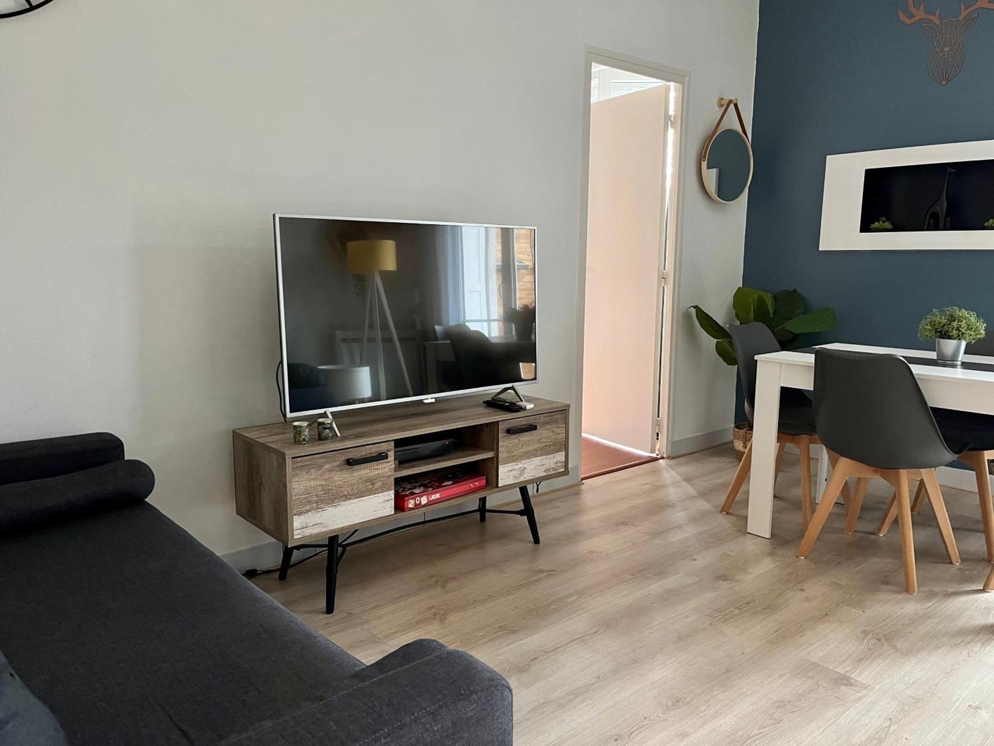 Appart Proche Disneyland Et Paris Apartment Noisy-le-Grand Exterior photo
